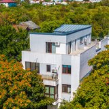 Banu Manta, de inchiriat penthouse cu terasa de 45 mp, pretabil birouri